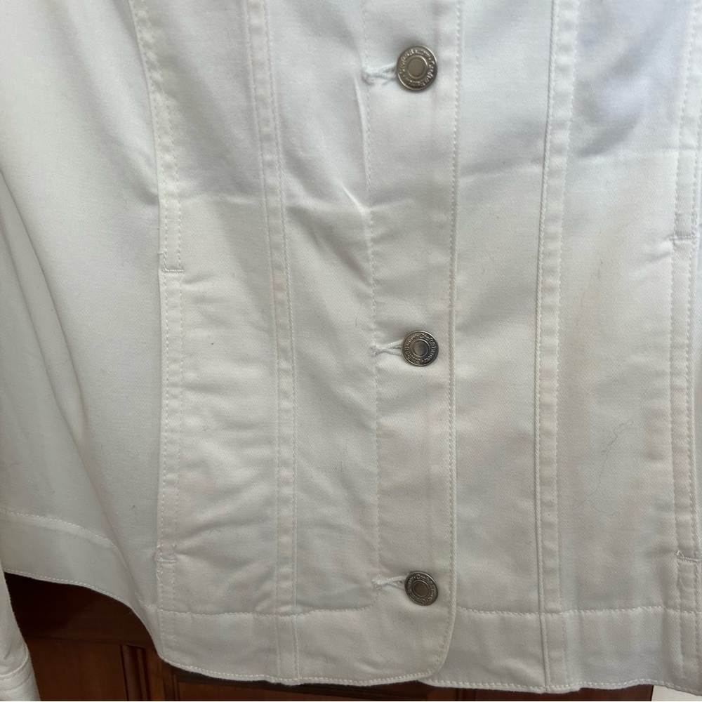 Croft & Barrow Classic White Jean Jacket - Picture 4 of 7